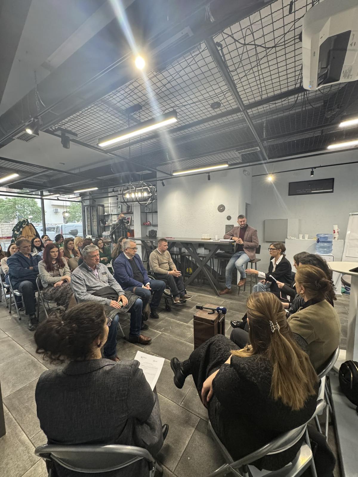 IMG-9a1b6fd6dc55a302ef65d750bf52181a-V